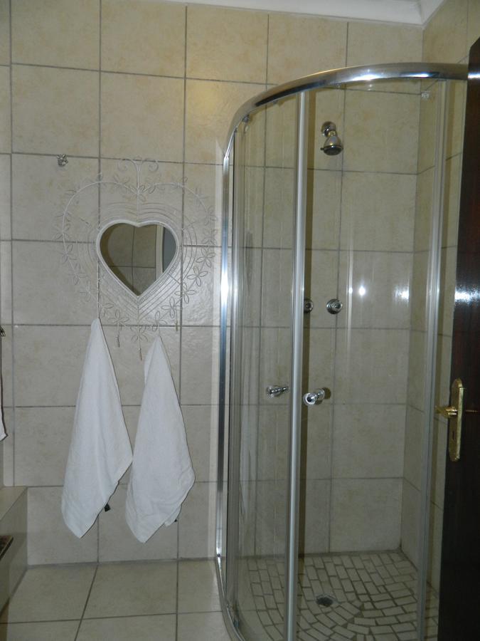 Guest House Gabby เคลิร์กสดอร์ป ภายนอก รูปภาพ