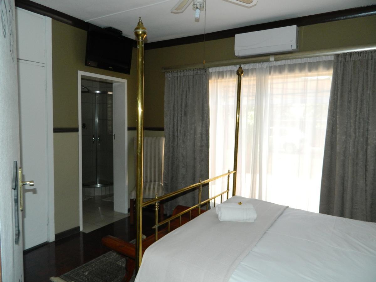 Guest House Gabby เคลิร์กสดอร์ป ภายนอก รูปภาพ