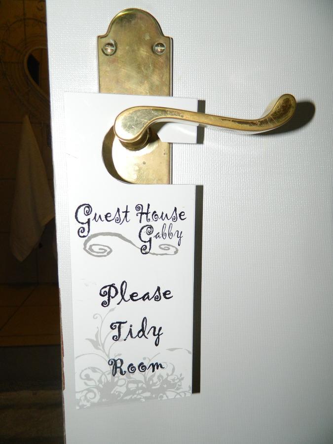 Guest House Gabby เคลิร์กสดอร์ป ภายนอก รูปภาพ