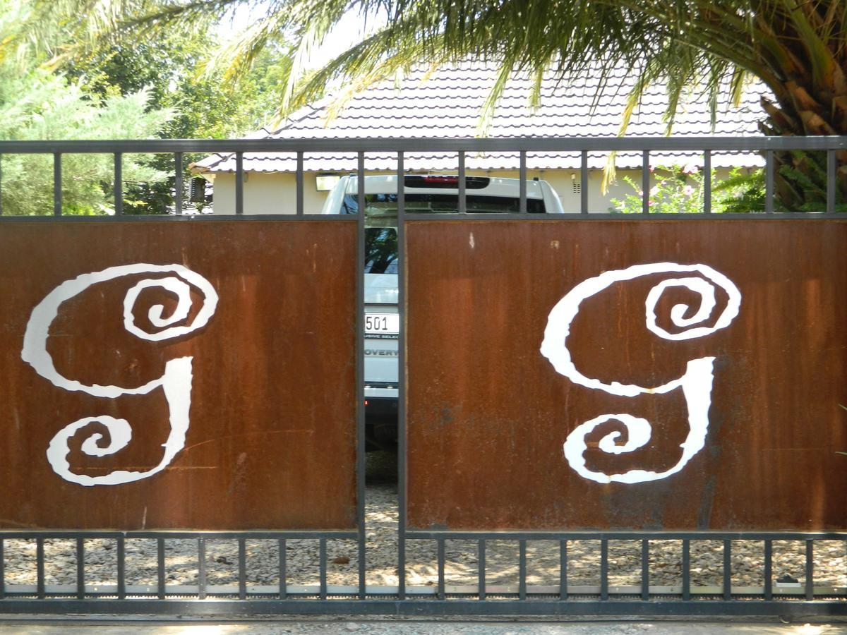Guest House Gabby เคลิร์กสดอร์ป ภายนอก รูปภาพ